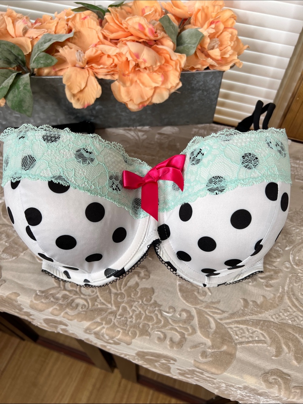 Cacique Pin Up Girl Bra 40 DDD